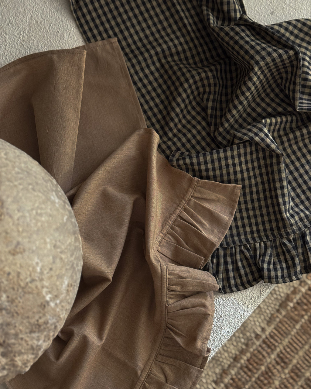 The Ruffle - Kitchen Towel - Gingham Medium